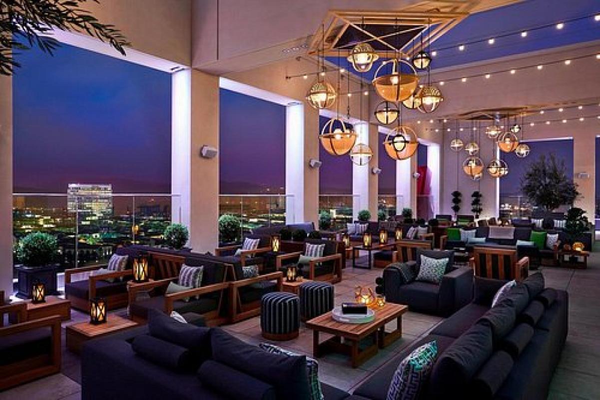 Hive & Honey Rooftop Bar