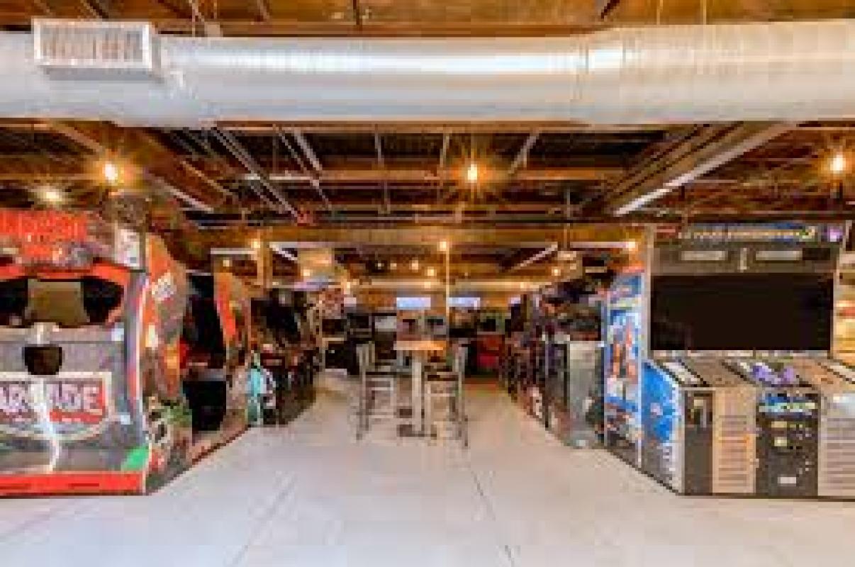 Boxcar Bar + Arcade